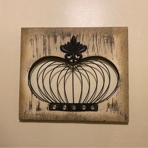 Crown home decor
